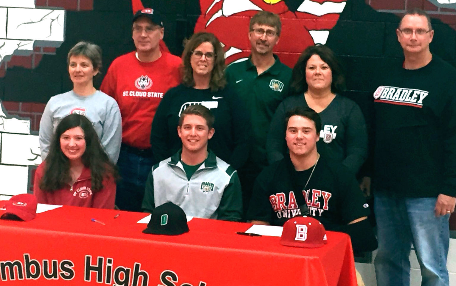 Three Columbus athletes sign national letters of intent